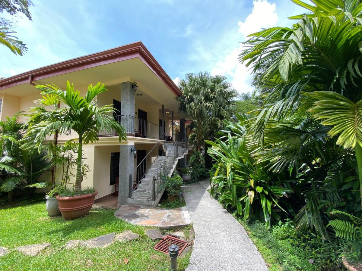 Paradise Hot Springs Station touristique 4*