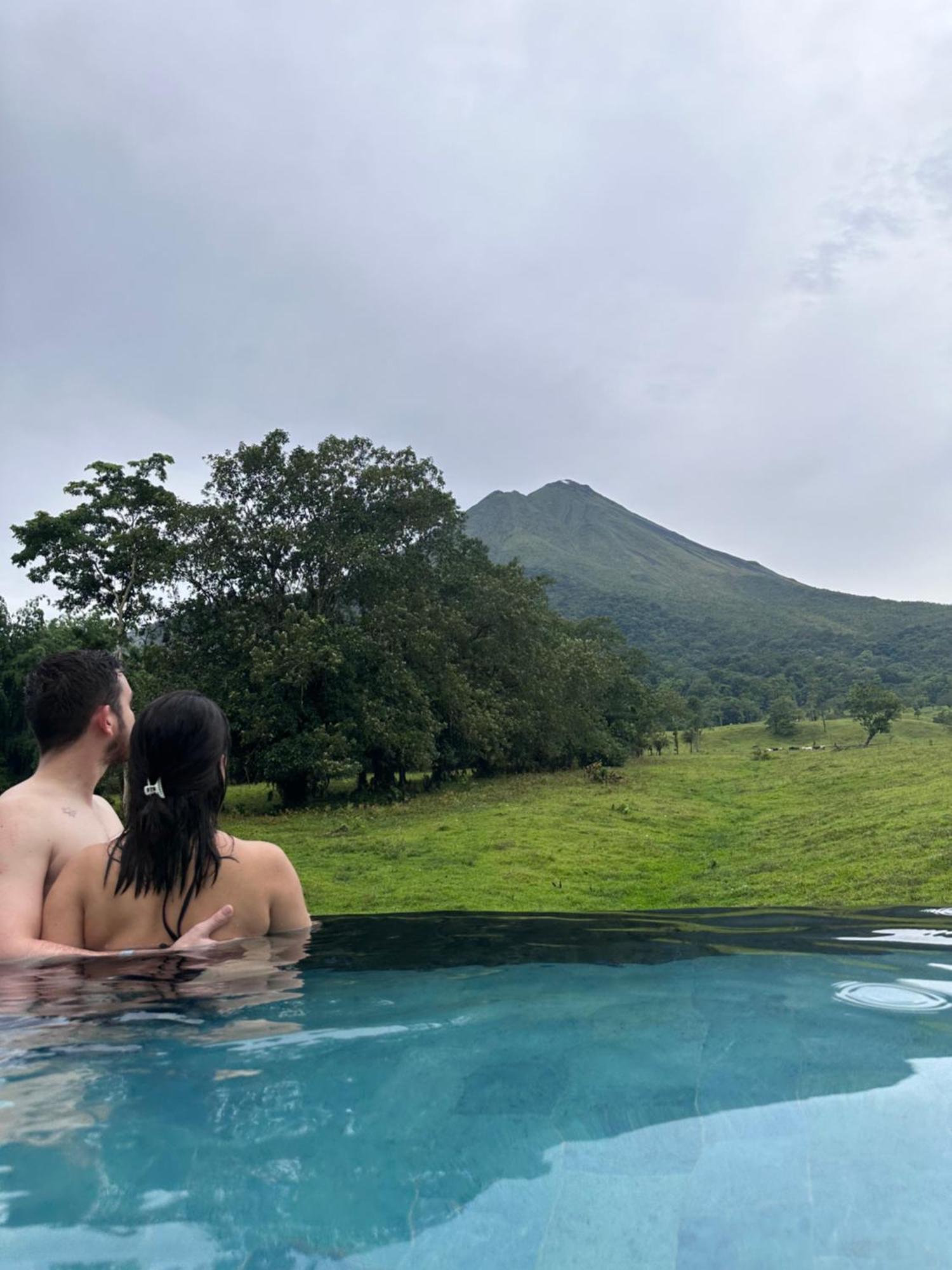Paradise Hot Springs La Fortuna