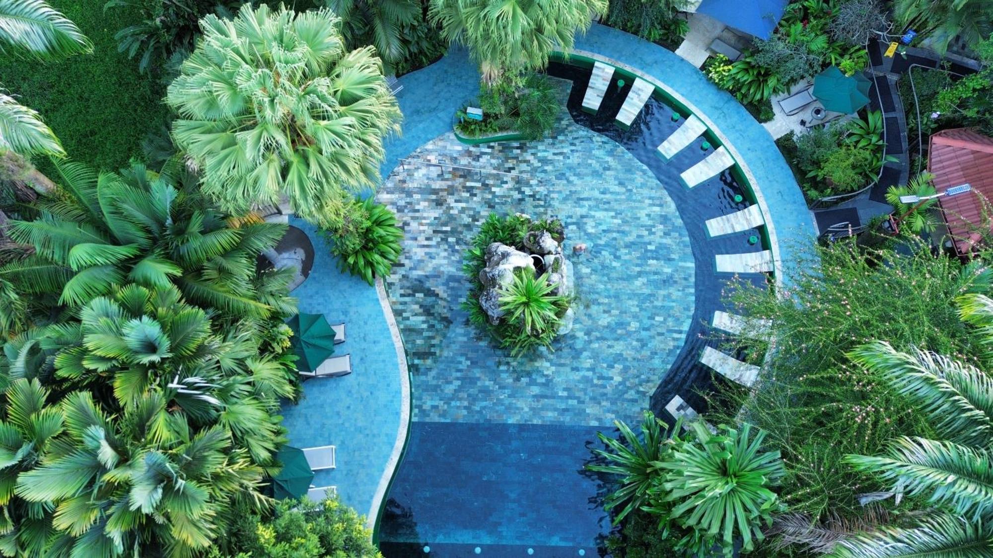 Paradise Hot Springs