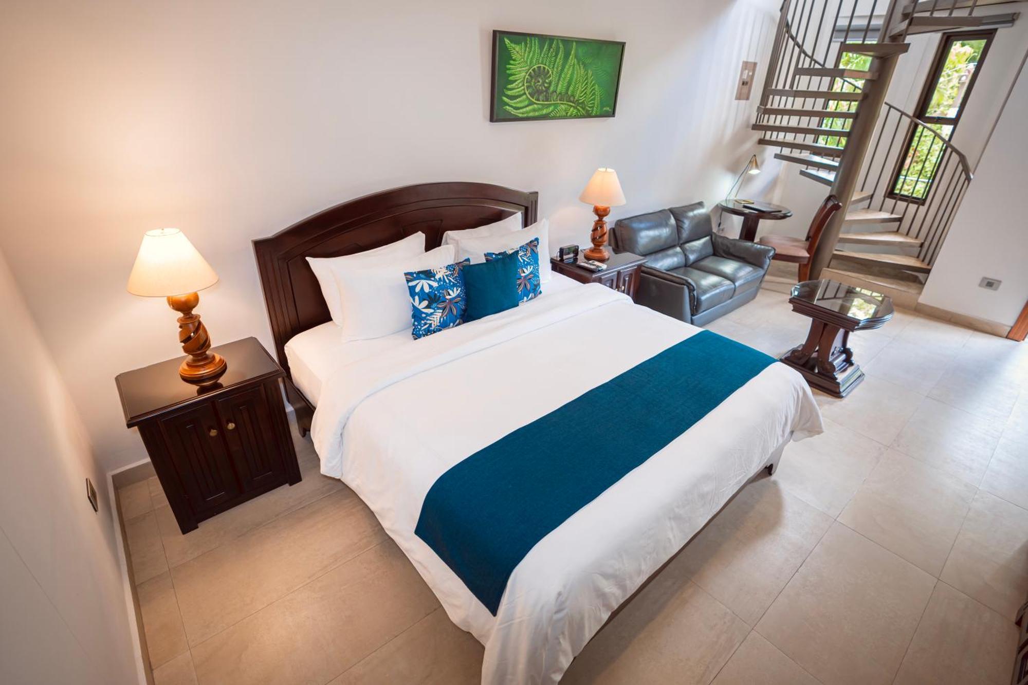 Hotel Paradise Hot Springs - Thermal Water & Volcano Views 4*